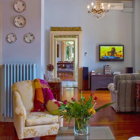 Villa Sleeps 17 Pool Air Con Wifi Moltrasio