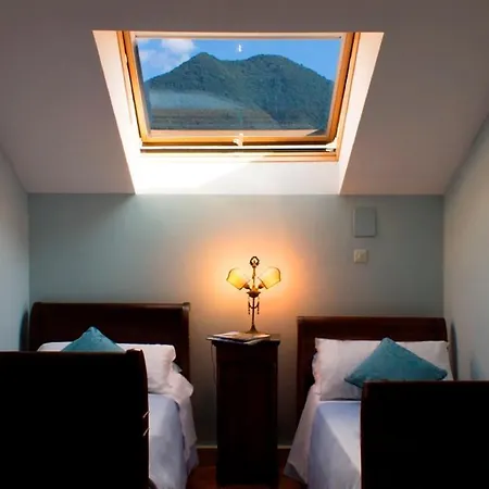 Sleeps 17 Pool Air Con Wifi